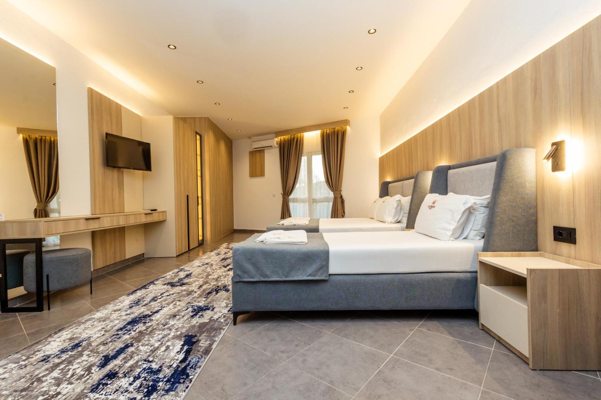 Continental Hotel Ulcinj Zewnętrze zdjęcie