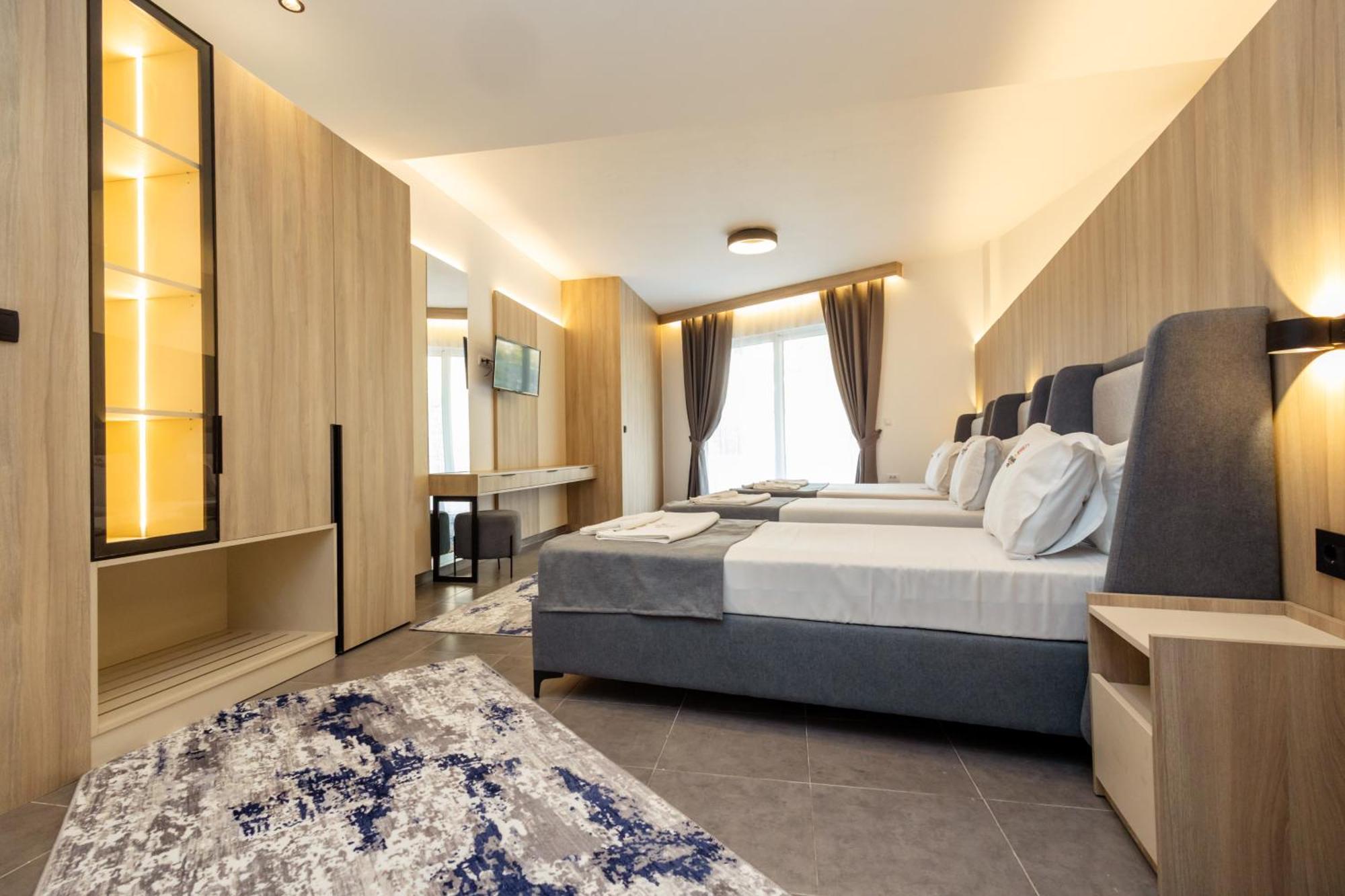 Continental Hotel Ulcinj Zewnętrze zdjęcie