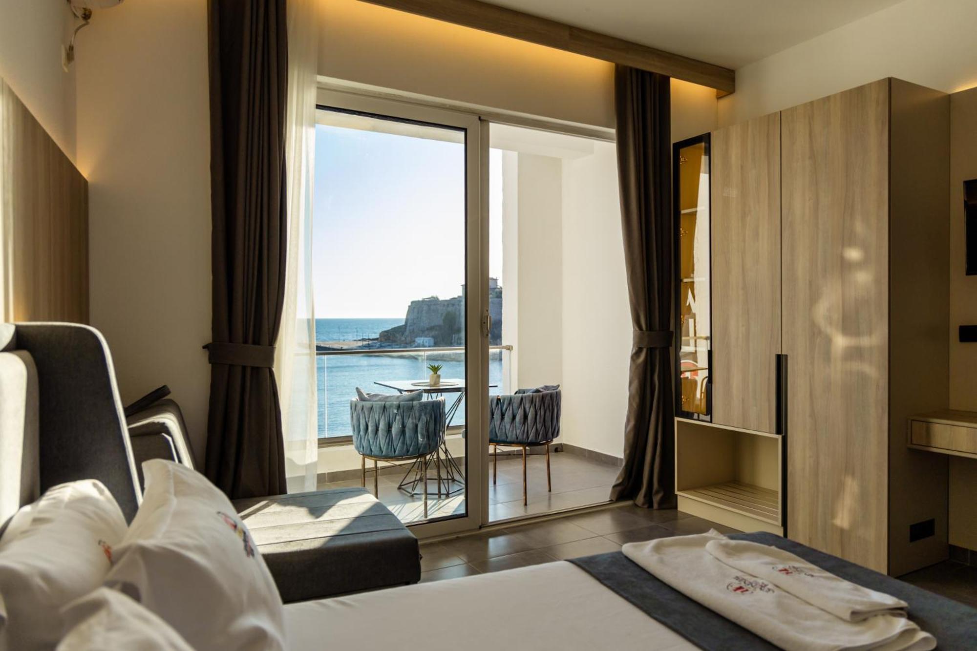 Continental Hotel Ulcinj Zewnętrze zdjęcie