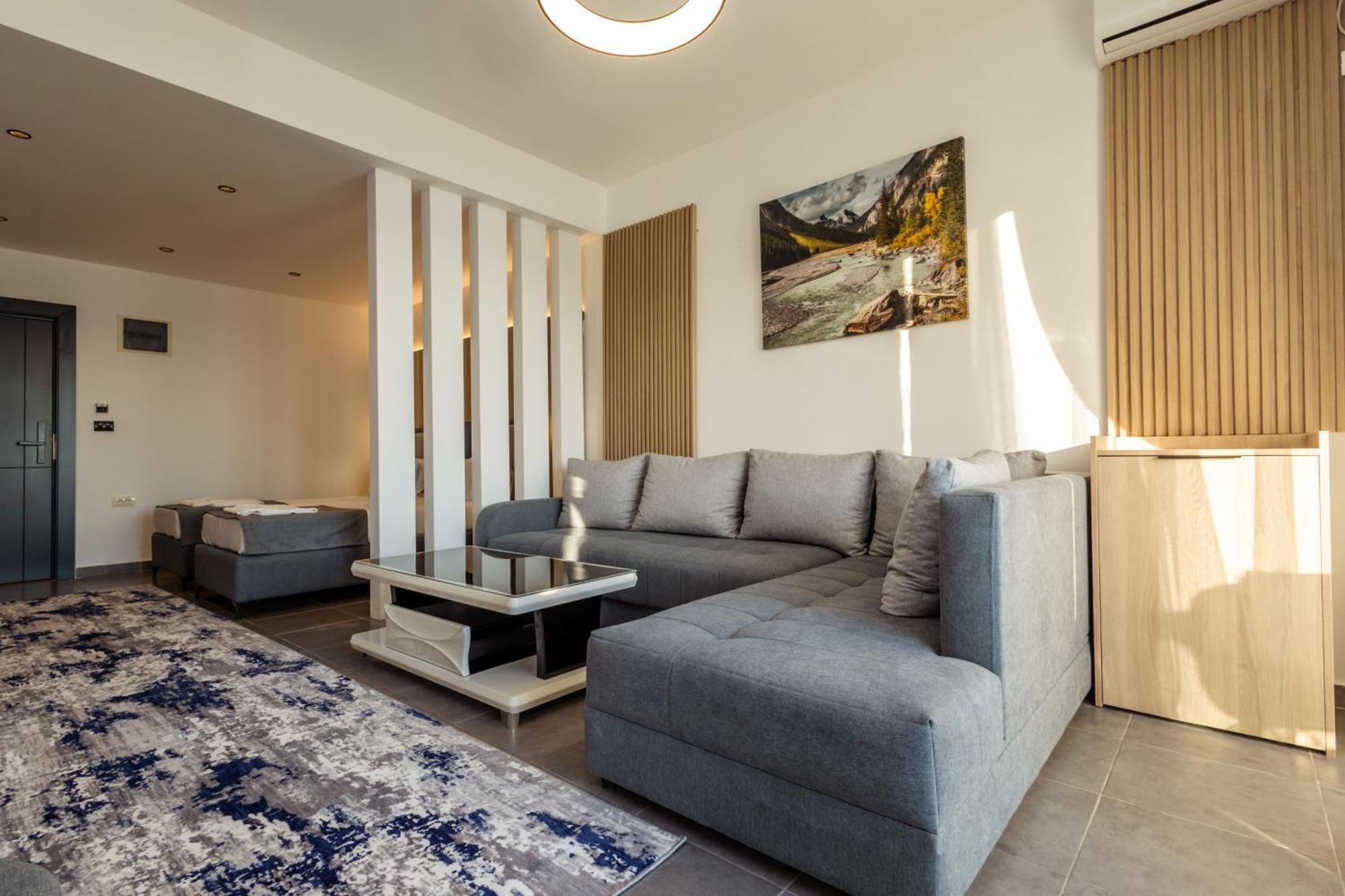 Continental Hotel Ulcinj Zewnętrze zdjęcie