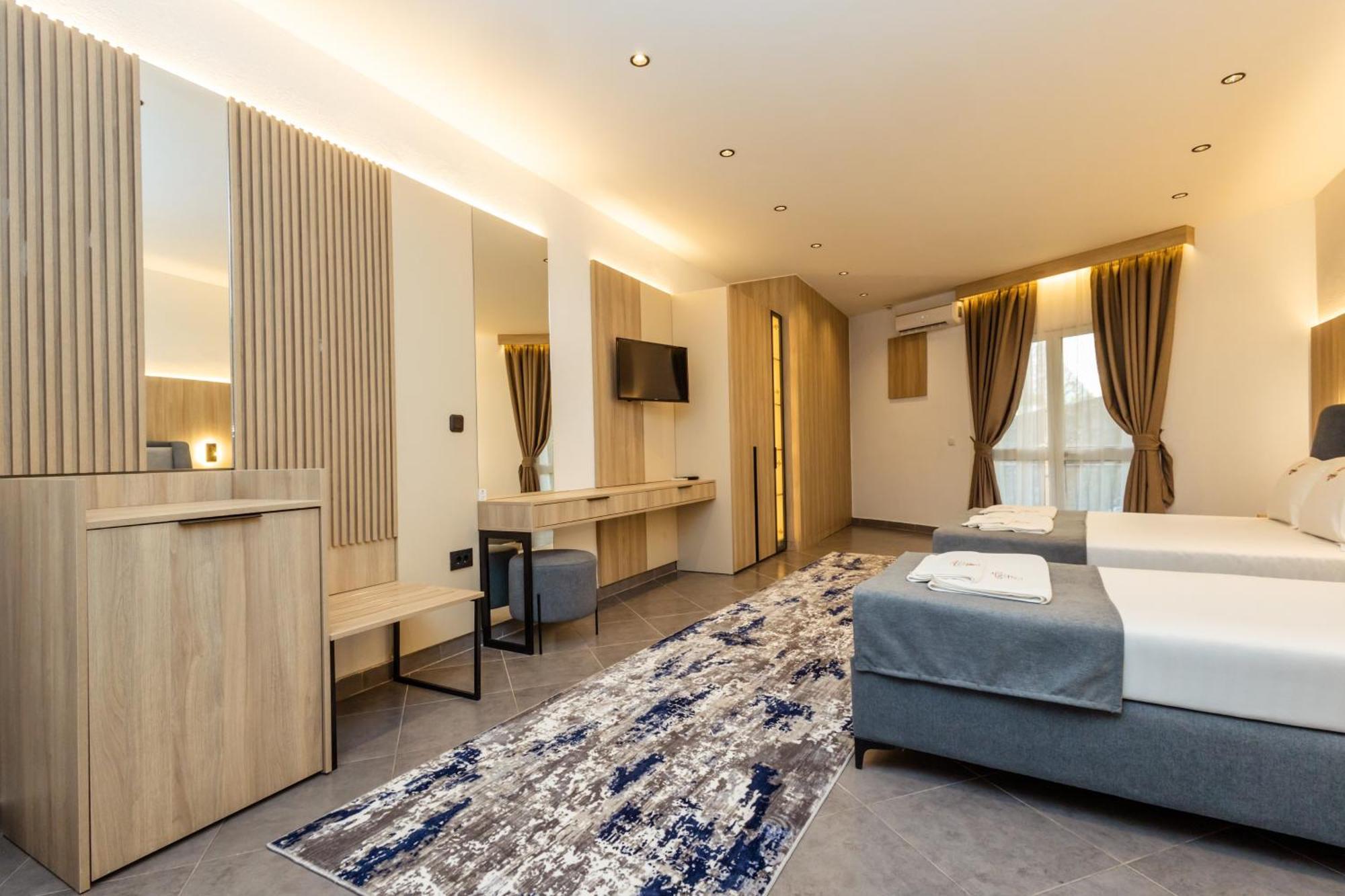 Continental Hotel Ulcinj Zewnętrze zdjęcie