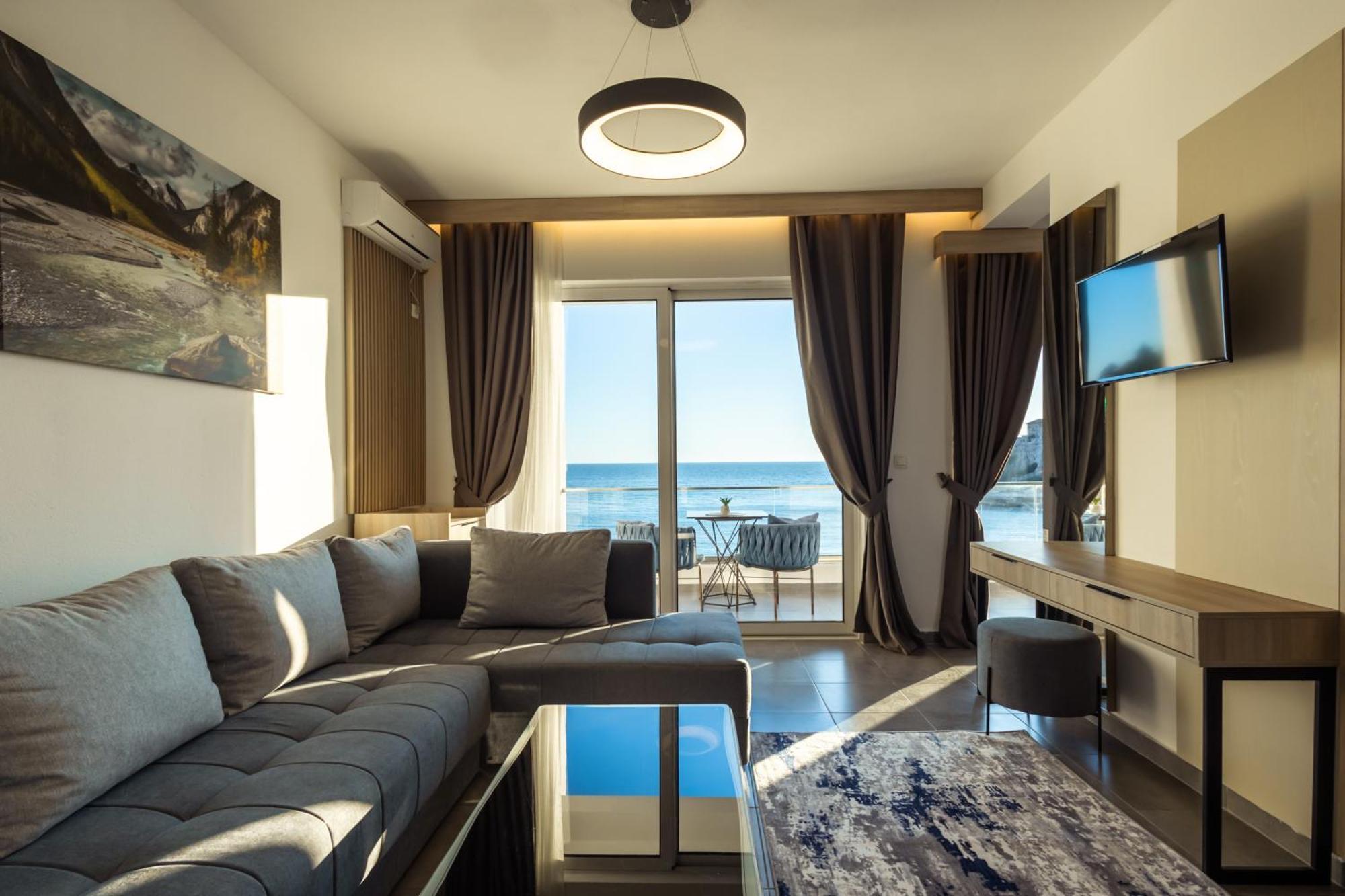 Continental Hotel Ulcinj Zewnętrze zdjęcie
