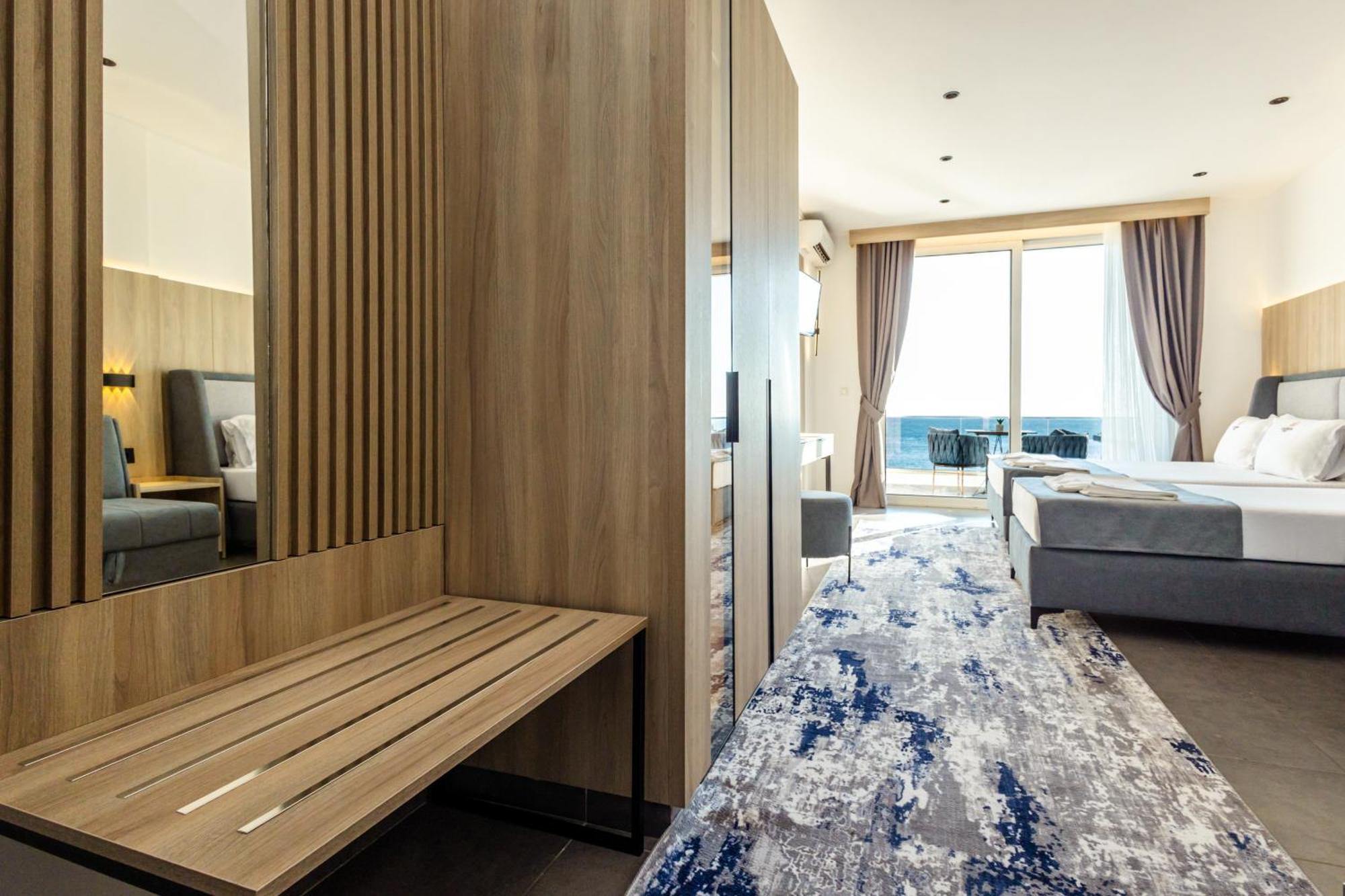Continental Hotel Ulcinj Zewnętrze zdjęcie