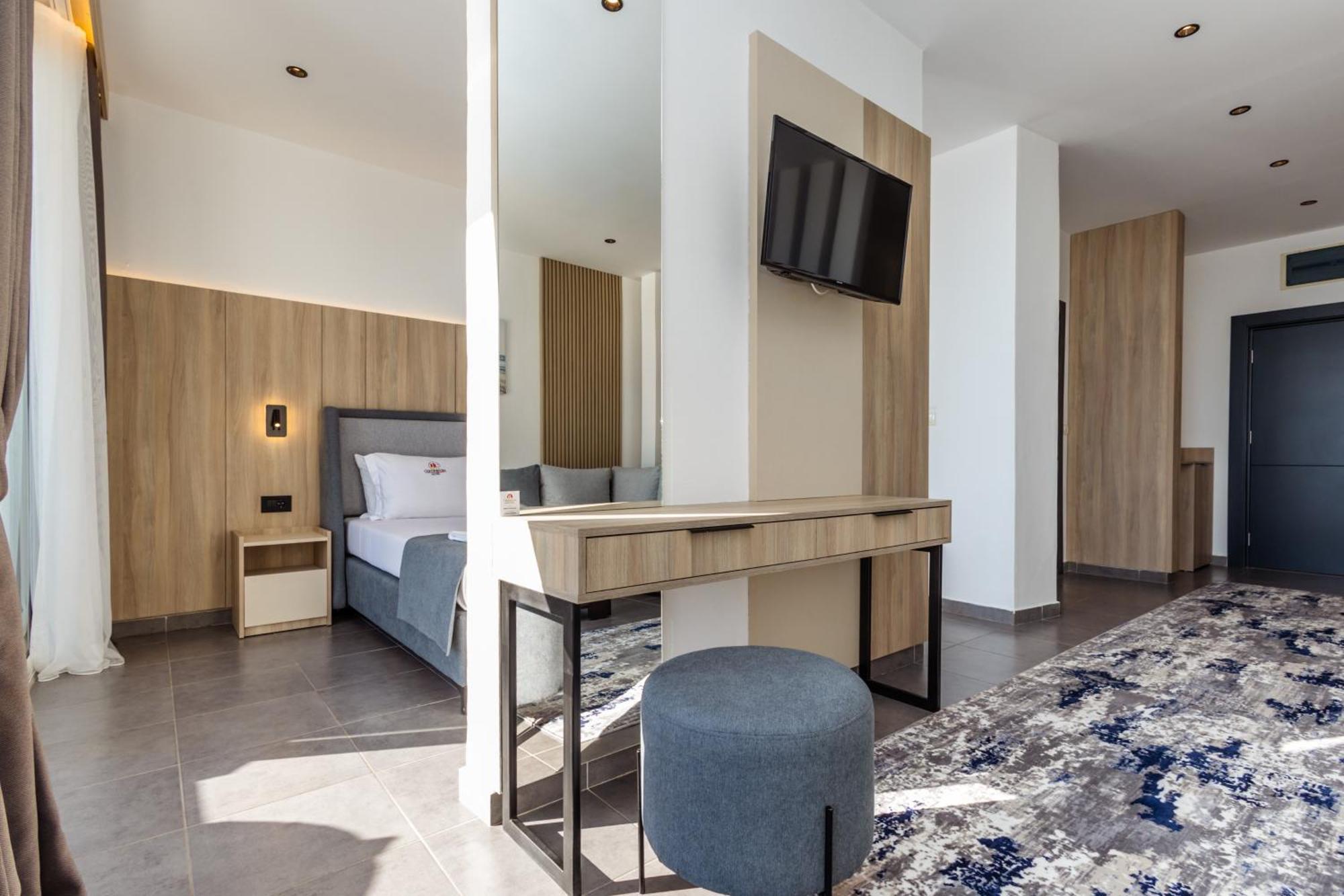 Continental Hotel Ulcinj Zewnętrze zdjęcie